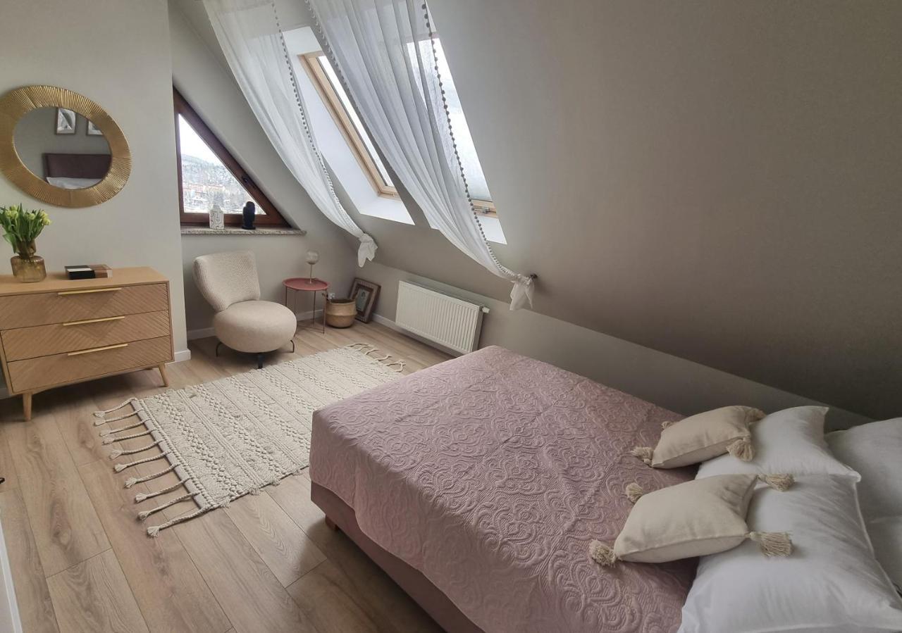 Uroczy Penthouse Appartement Szklarska Poręba Buitenkant foto